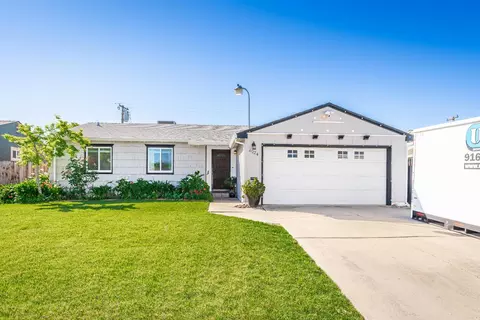 6224 Templeton Dr, Carmichael, CA 95608