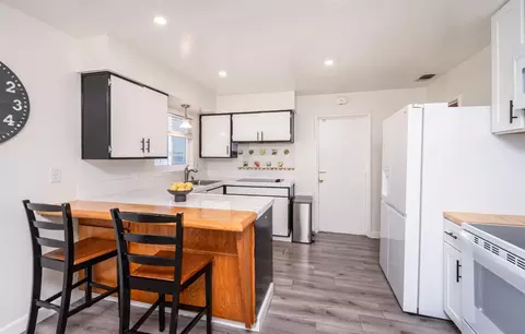 Kitchen - 6224 Templeton Dr, Carmichael, CA 95608 photo 4 of 7