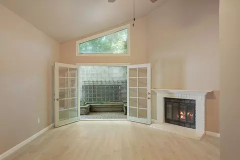 Living - 176 Rivergate Pl, Lodi, CA 95240 photo 8 of 8