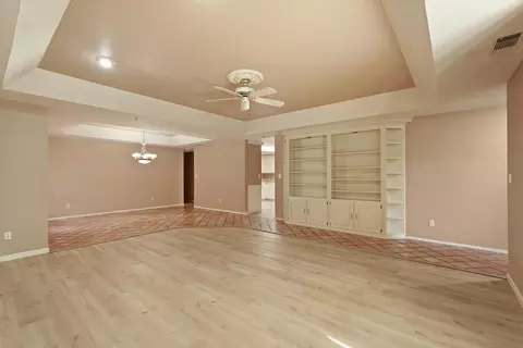 Living - 176 Rivergate Pl, Lodi, CA 95240 photo 3 of 8
