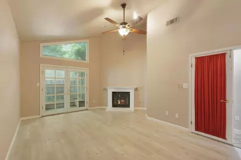 Living - 176 Rivergate Pl, Lodi, CA 95240 photo 6 of 8
