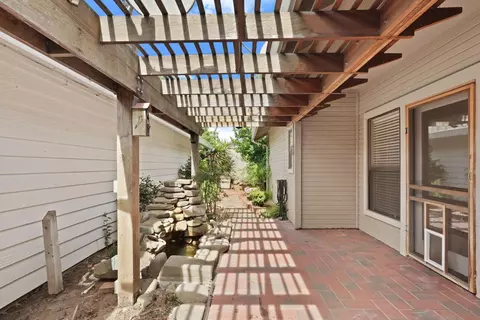 Exterior - 176 Rivergate Pl, Lodi, CA 95240 photo 13 of 17