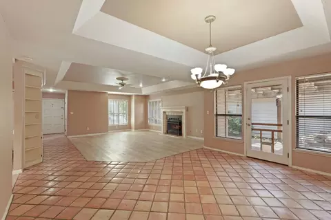 Living - 176 Rivergate Pl, Lodi, CA 95240 photo 5 of 8