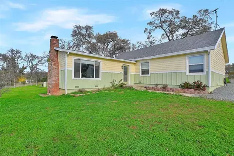 203 Tennessee Ln, Marysville, CA 95901