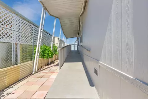 2113 Barrington Ln, Modesto, CA 95350 photo 4