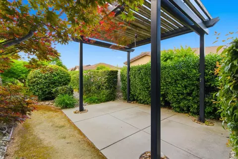 Exterior - 2499 Appleleaf Ln, Manteca, CA 95336 photo 7 of 17