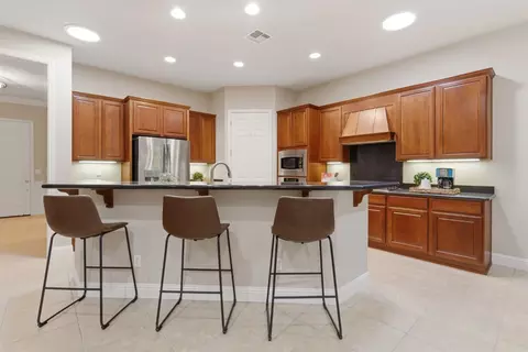 Kitchen - 2499 Appleleaf Ln, Manteca, CA 95336 photo 6 of 6