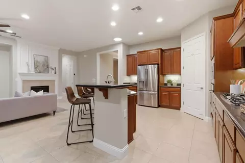 Kitchen - 2499 Appleleaf Ln, Manteca, CA 95336 photo 5 of 6