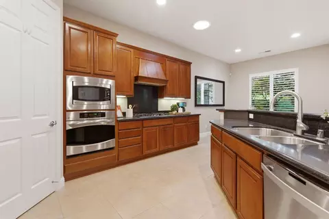 Kitchen - 2499 Appleleaf Ln, Manteca, CA 95336 photo 1 of 6