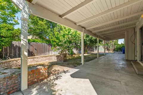 Exterior - 2101 Bridger Dr, Modesto, CA 95358 photo 2 of 4