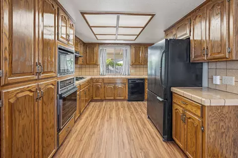 Kitchen - 2101 Bridger Dr, Modesto, CA 95358 photo 1 of 2