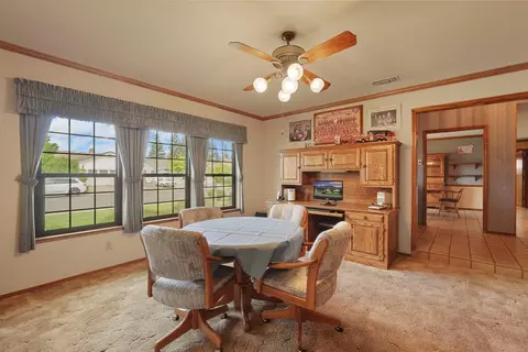 524 Nevins Dr, Lodi, CA 95242 photo 3