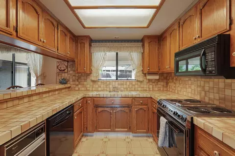 524 Nevins Dr, Lodi, CA 95242 photo 7