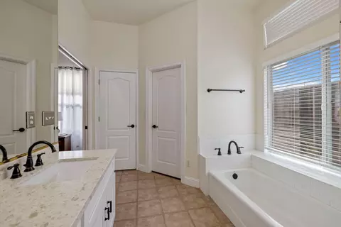 3220 Jonathan Ln, Modesto, CA 95355 photo 23