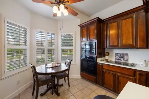 3220 Jonathan Ln, Modesto, CA 95355 photo 3