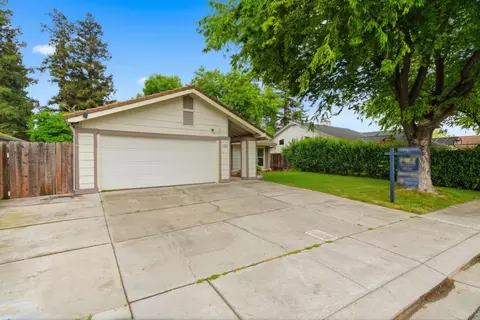 Exterior - 1521 January Dr, Modesto, CA 95358 photo 4 of 9