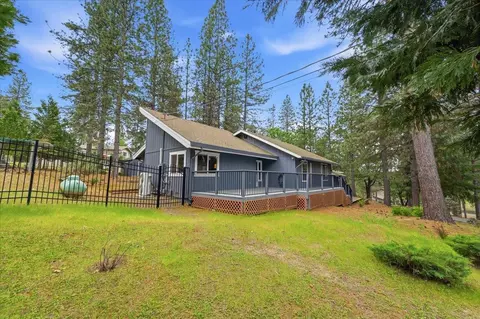 Exterior - 16631 Oscar Dr, Grass Valley, CA 95949 photo 9 of 22