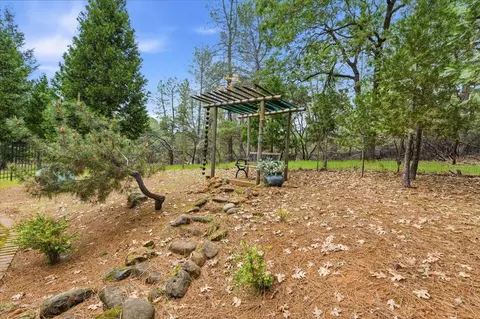 Exterior - 16631 Oscar Dr, Grass Valley, CA 95949 photo 14 of 22