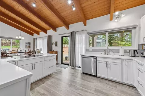 Kitchen - 16631 Oscar Dr, Grass Valley, CA 95949 photo 3 of 3