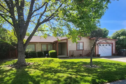 1024 W Longview Ave, Stockton, CA 95207