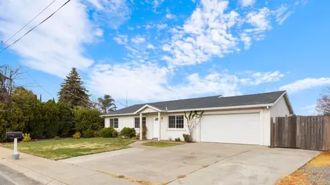 Exterior - 81 Hollis Ln, Gridley, CA 95948 photo 2 of 7