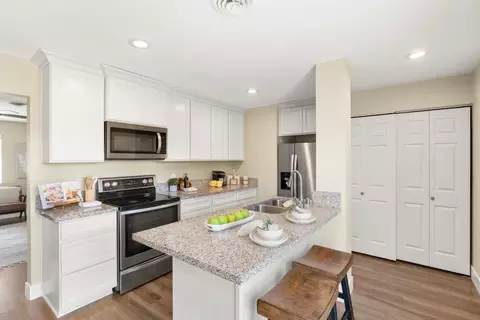 Kitchen - 81 Hollis Ln, Gridley, CA 95948 photo 1 of 2