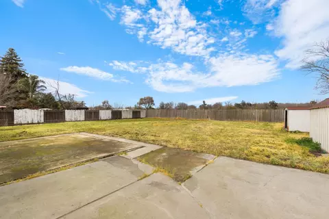 Exterior - 81 Hollis Ln, Gridley, CA 95948 photo 5 of 7
