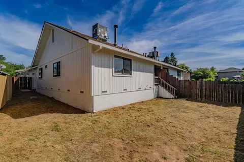 Exterior - 210 Westview Dr, Jackson, CA 95642 photo 6 of 7
