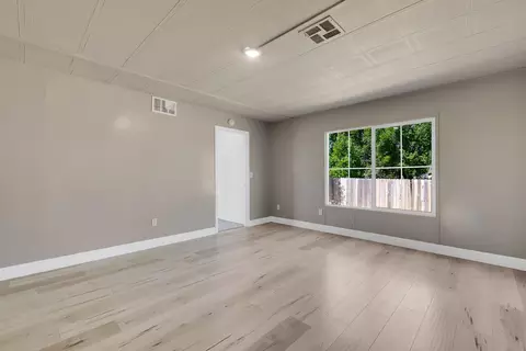 5603 S Gledhill Ave #E, Olivehurst, CA 95961 photo 33
