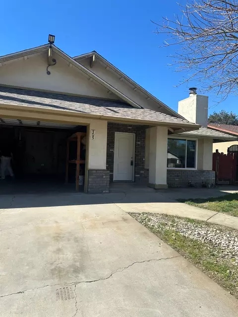 Exterior - 305 Boone Way, Modesto, CA 95351 photo 3 of 5