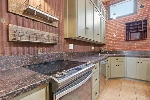 Kitchen - 745 Main St, Colusa, CA 95932 photo 5 of 6