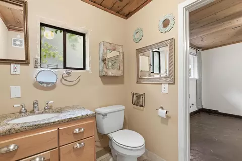 Bath - 745 Main St, Colusa, CA 95932 photo 2 of 3