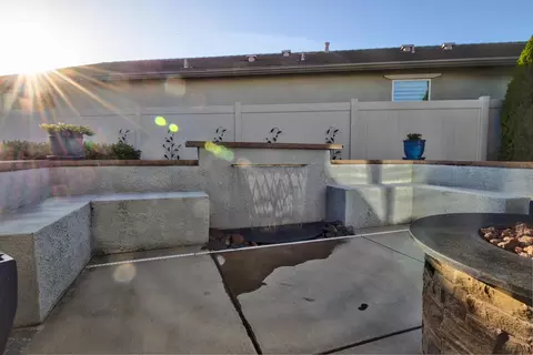 Exterior - 1635 Arbor Brook Dr, Manteca, CA 95336 photo 9 of 19