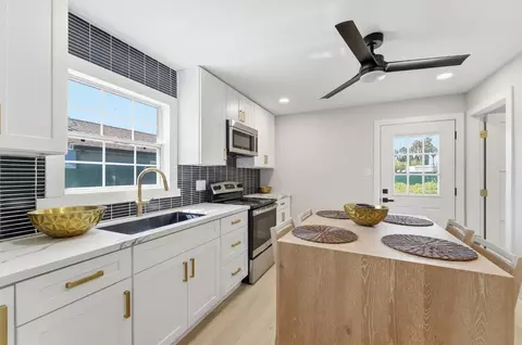 Kitchen - 613 Beard Ave, Modesto, CA 95354 photo 4 of 4
