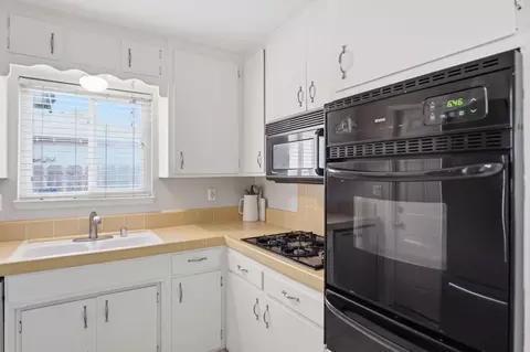 409 Belfast Ave, Modesto, CA 95354 photo 7