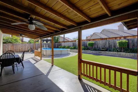 Exterior - 862 Moonbeam Way, Turlock, CA 95382 photo 6 of 11