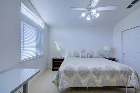 Bedroom - 862 Moonbeam Way, Turlock, CA 95382 photo 6 of 10