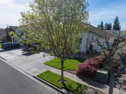 View/Area - 862 Moonbeam Way, Turlock, CA 95382 photo 1 of 2