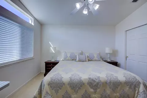 Bedroom - 862 Moonbeam Way, Turlock, CA 95382 photo 8 of 10