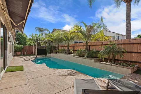 Exterior - 2012 Providence Way, Lodi, CA 95242 photo 5 of 9