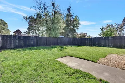 Exterior - 4457 College Way, Olivehurst, CA 95961 photo 3 of 7