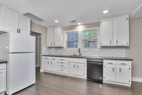 145 N Powers Ave, Manteca, CA 95336 photo 9