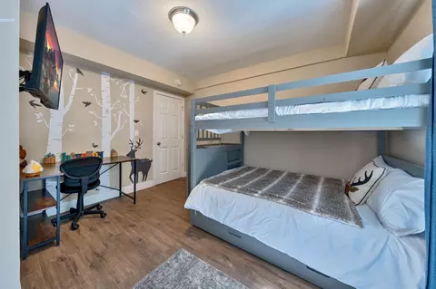 Bedroom - 3960 Garnet Rd, Pollock Pines, CA 95726 photo 8 of 9