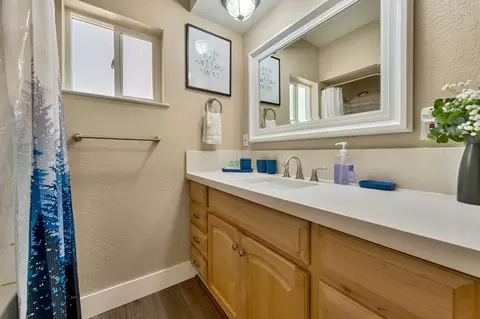 Bath - 3960 Garnet Rd, Pollock Pines, CA 95726 photo 5 of 5
