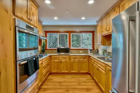 Kitchen - 3960 Garnet Rd, Pollock Pines, CA 95726 photo 5 of 5