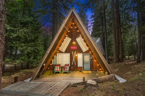 41130 Putt Rd, Emigrant Gap, CA 95715