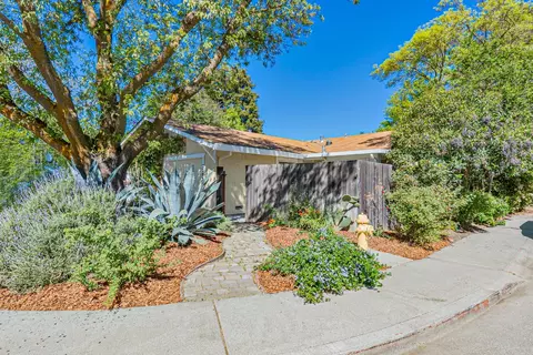 Exterior - 2705 Brandywine, Davis, CA 95616 photo 2 of 3