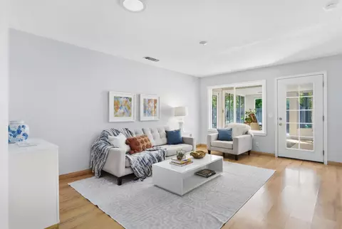 Living - 2705 Brandywine, Davis, CA 95616 photo 2 of 3