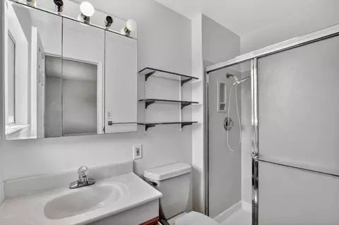 Bath - 710 Villanova Dr, Davis, CA 95616 photo 1 of 3