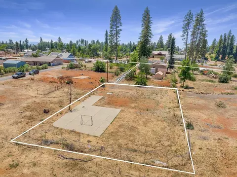 6221 Talley Ln, Paradise, CA 95969